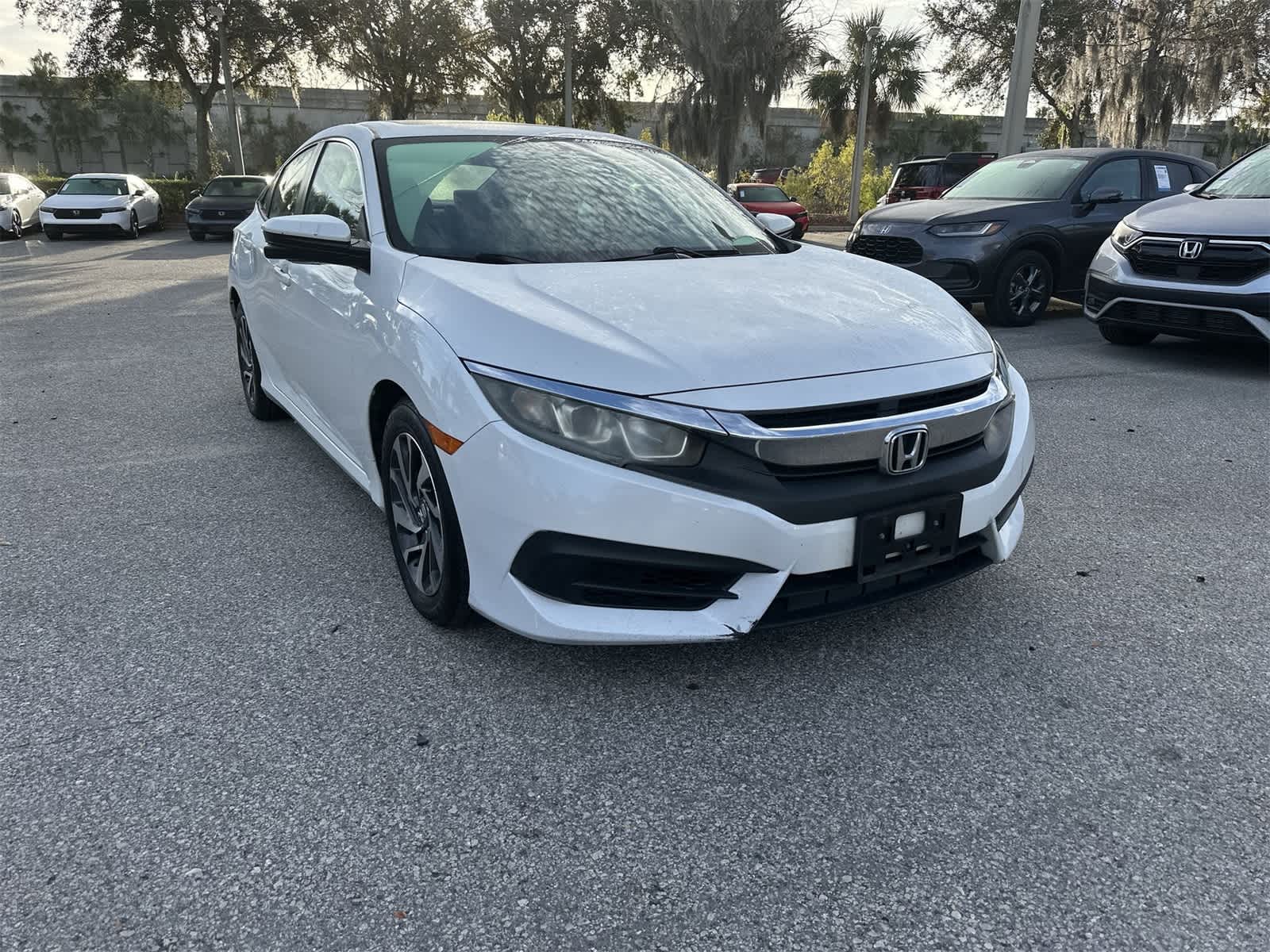 Thumbnail: 2016 Honda Civic - 8