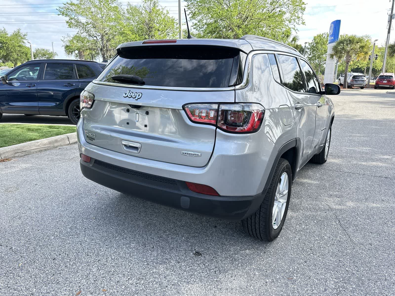 Thumbnail: 2022 Jeep Compass - 6