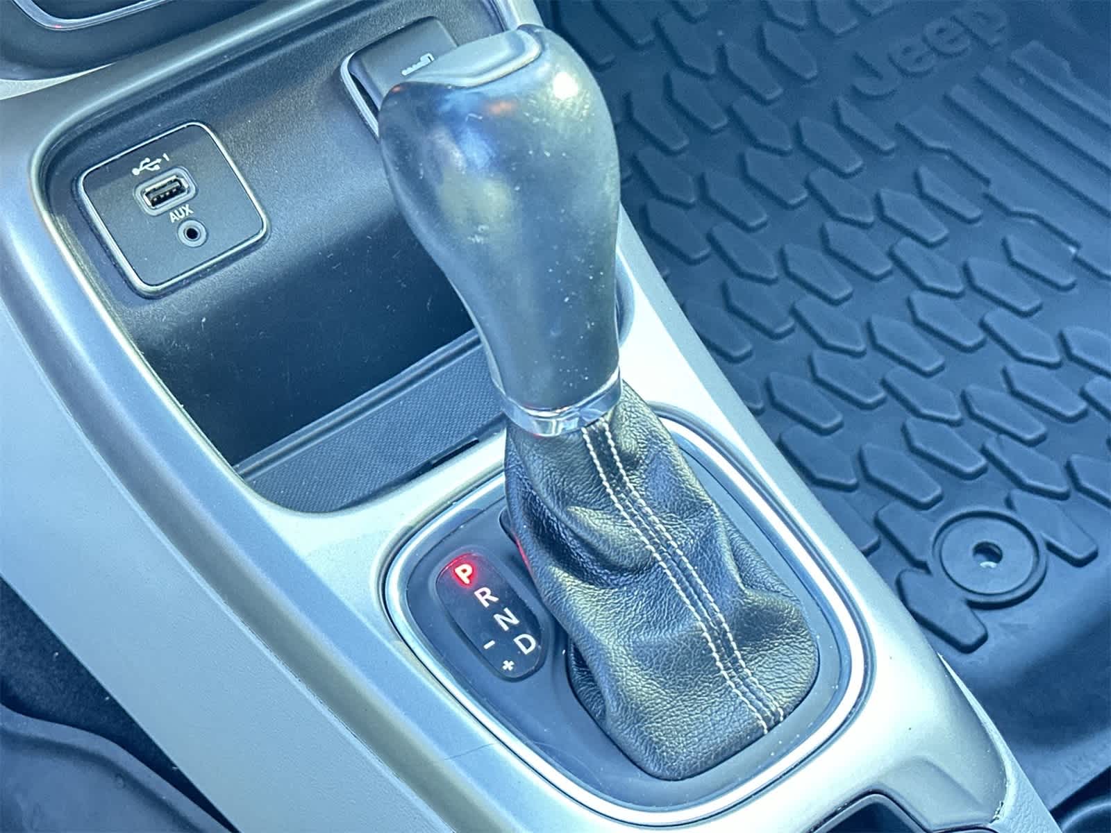 Thumbnail: 2019 Jeep Compass - 21