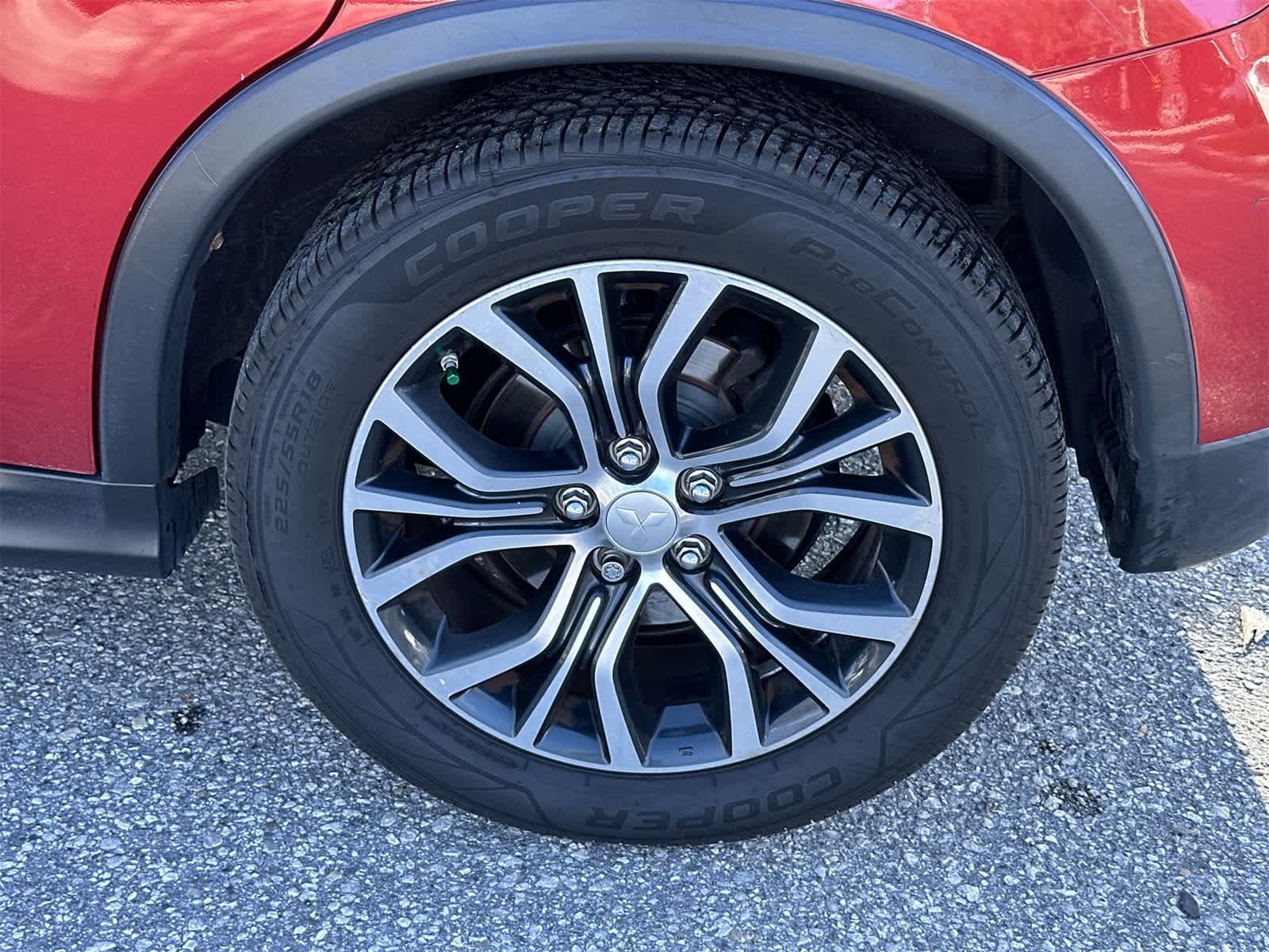 Thumbnail: 2017 Mitsubishi Outlander Sport - 12