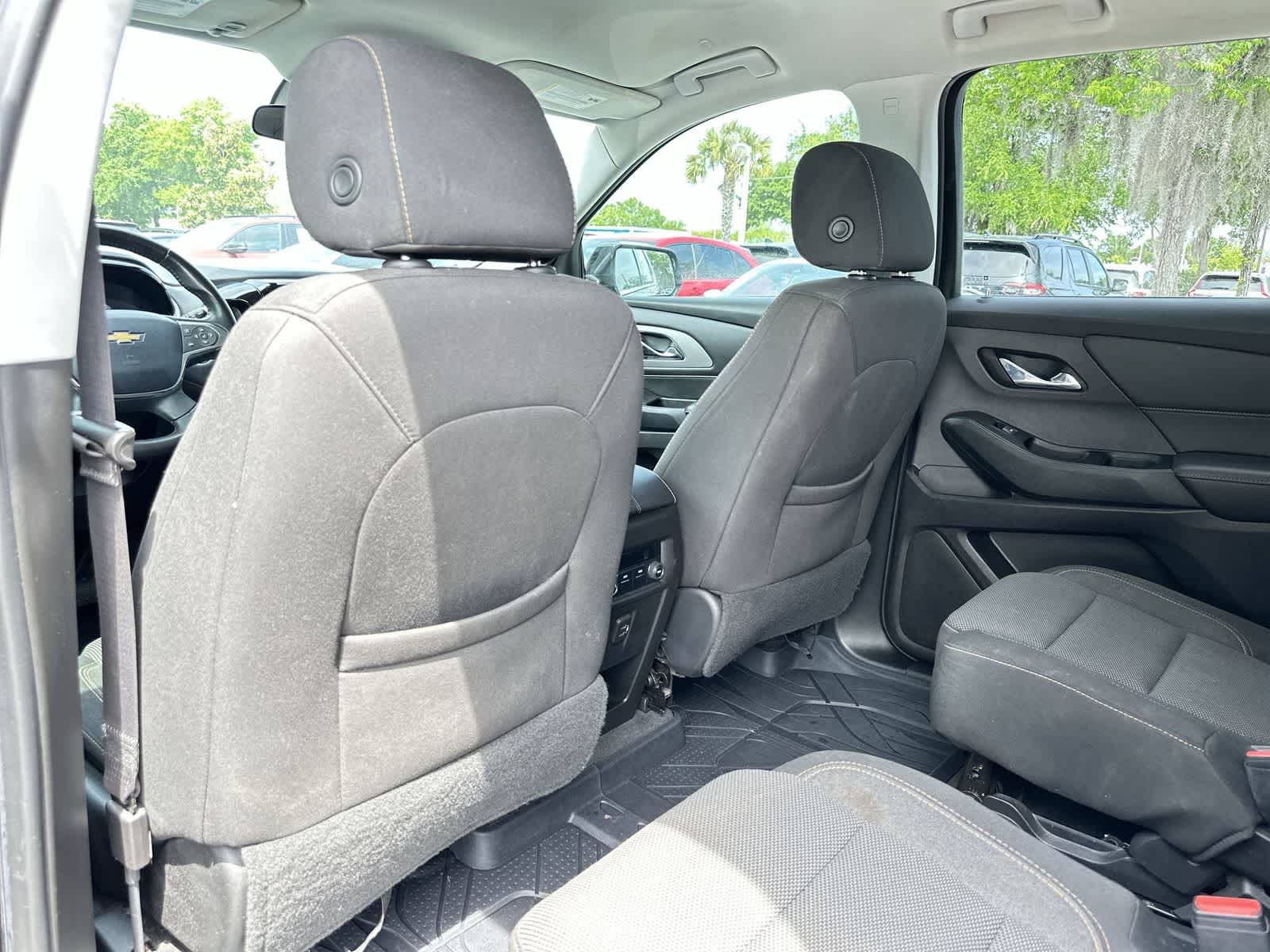 Thumbnail: 2019 Chevrolet Traverse - 14