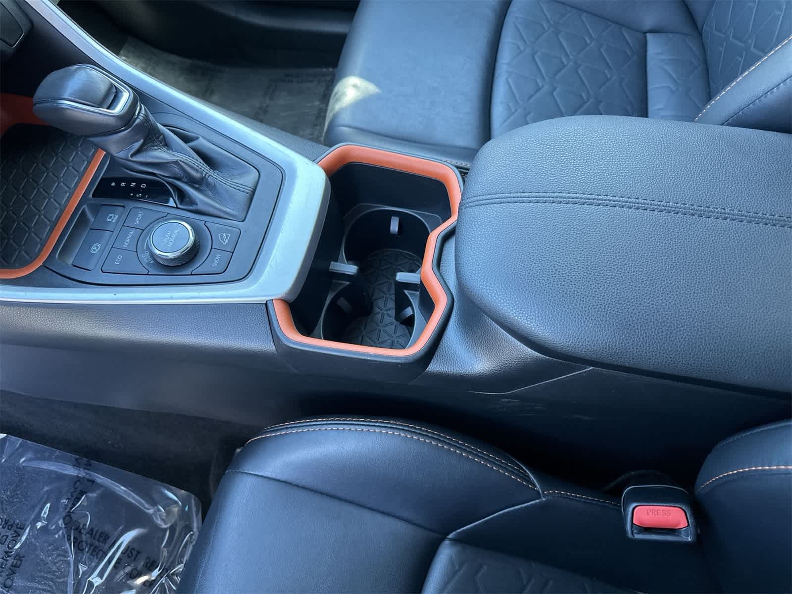 Thumbnail: 2023 Toyota RAV4 - 19