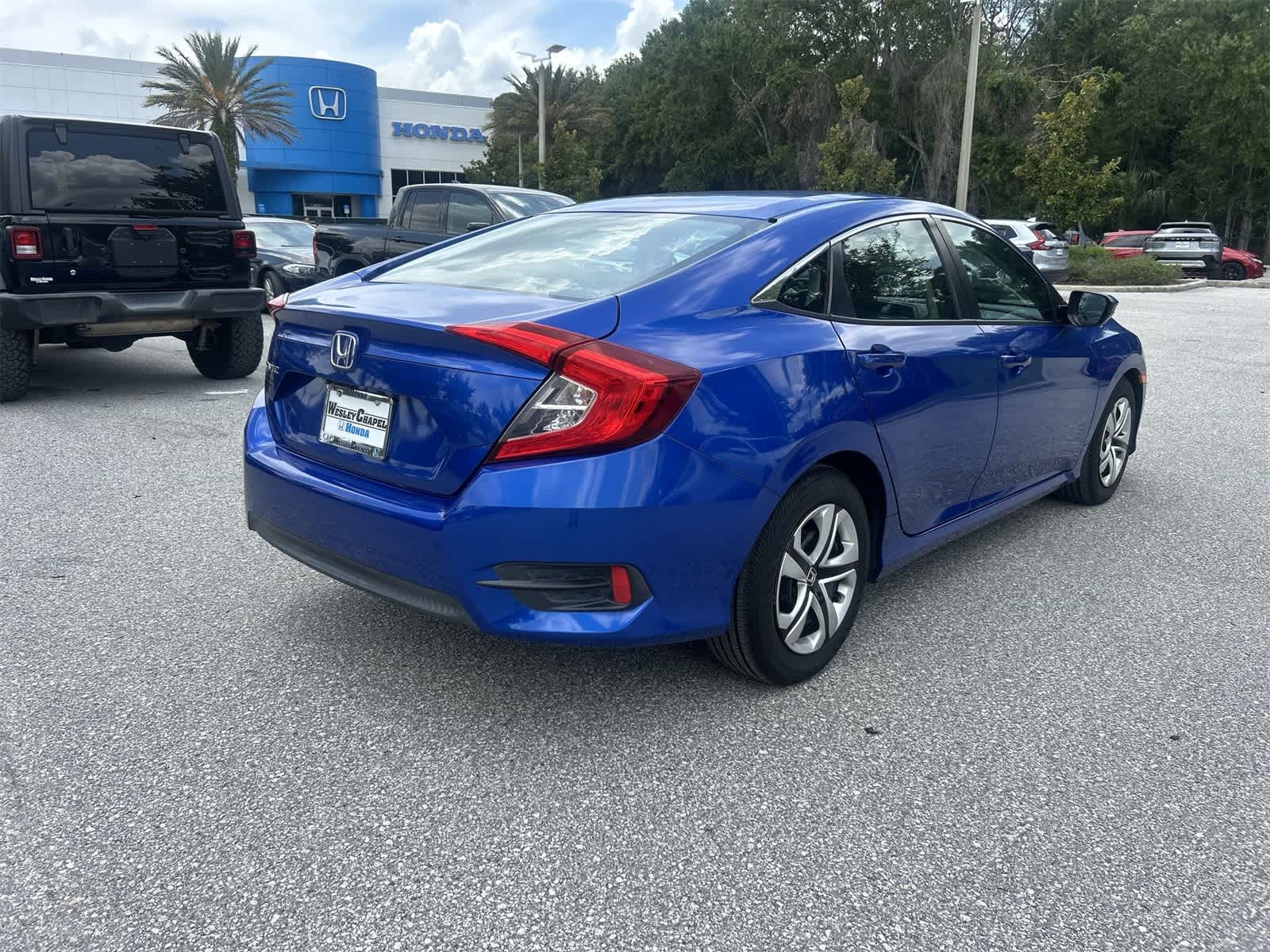 Thumbnail: 2017 Honda Civic - 6