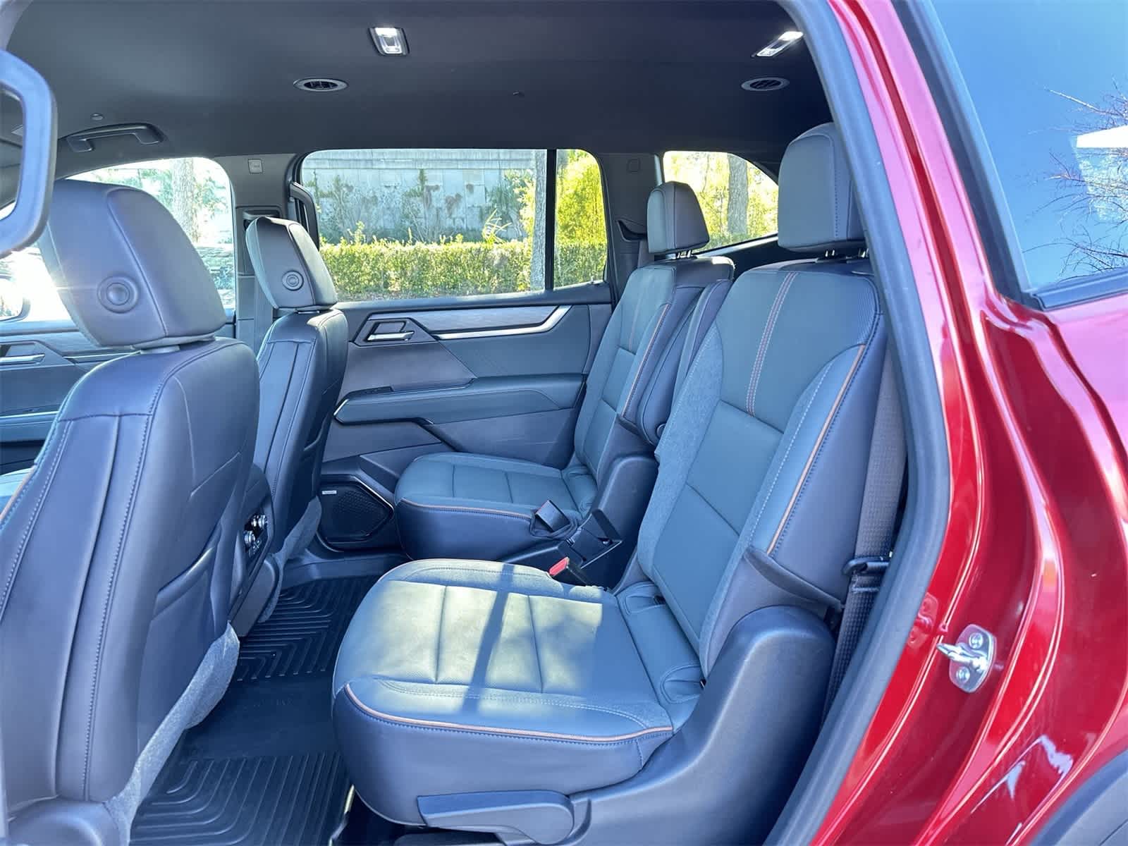 Thumbnail: 2024 GMC Acadia - 17