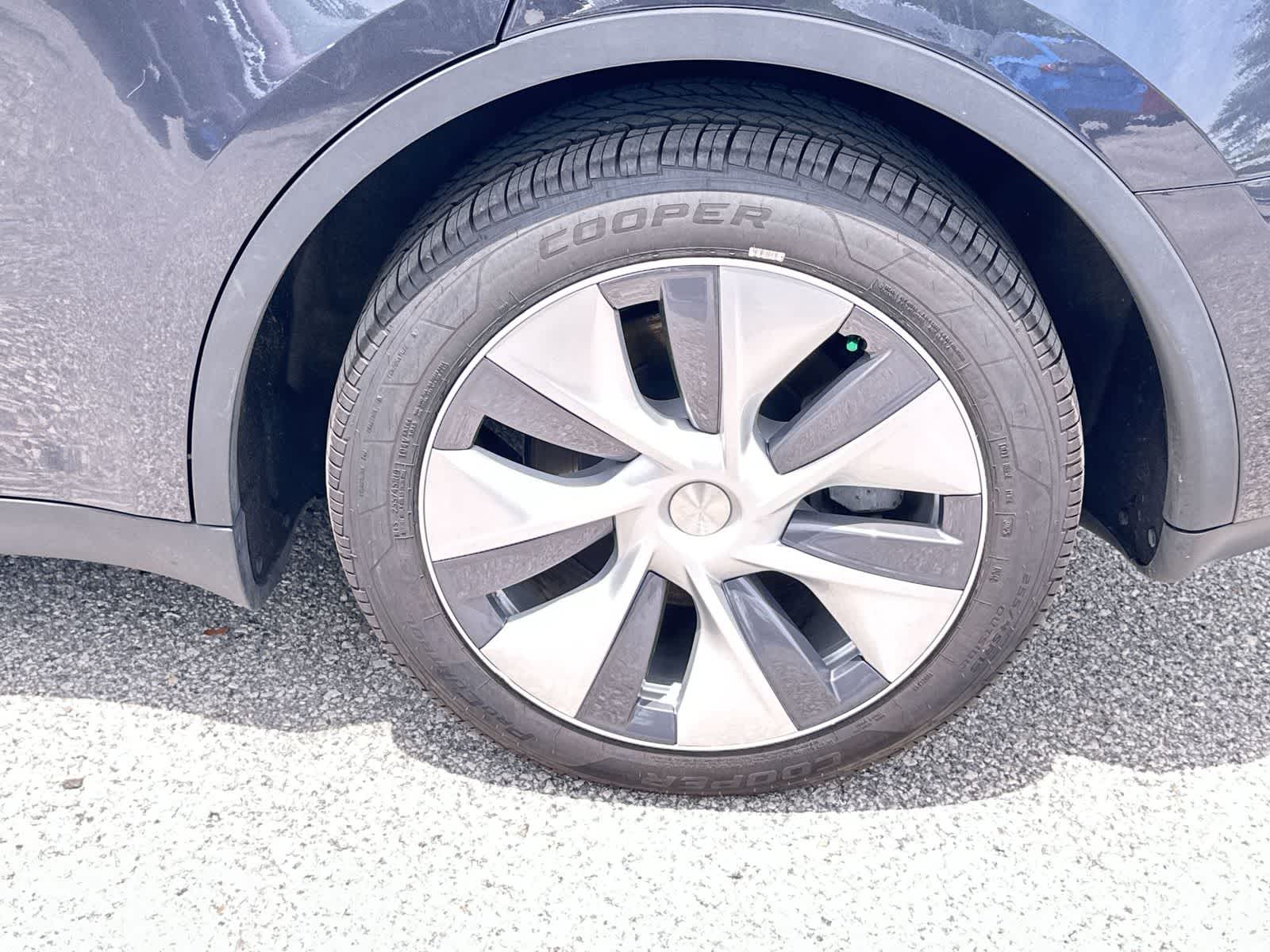 Thumbnail: 2024 Tesla Model Y - 12