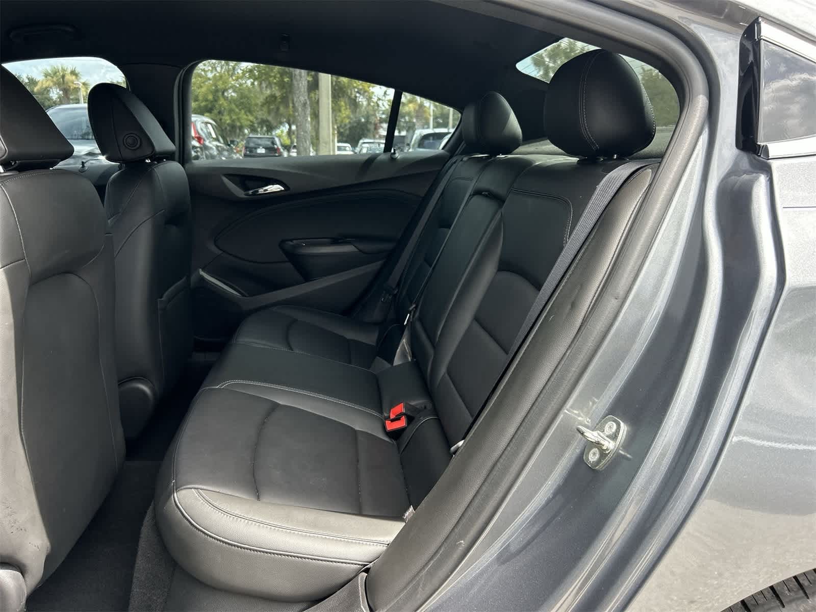 Thumbnail: 2018 Chevrolet Cruze - 13