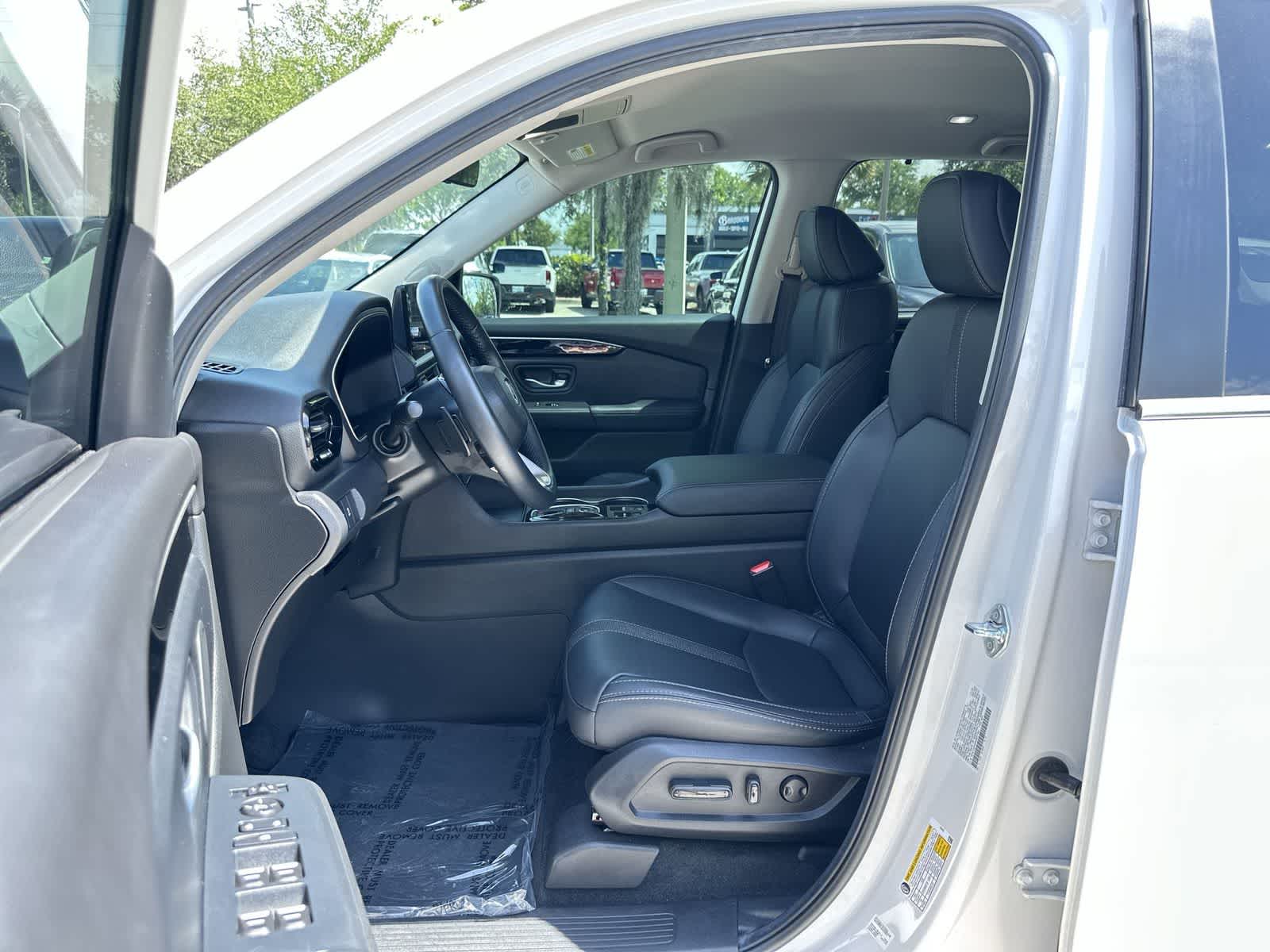 Thumbnail: 2025 Honda Pilot - 2