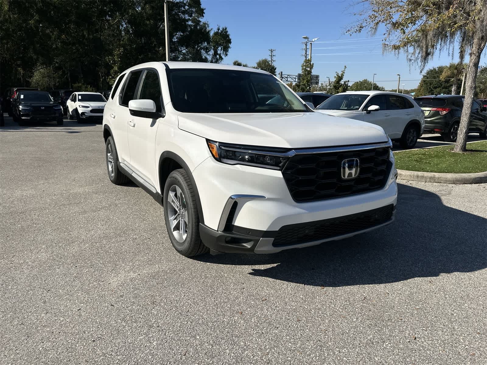 Thumbnail: 2025 Honda Pilot - 8