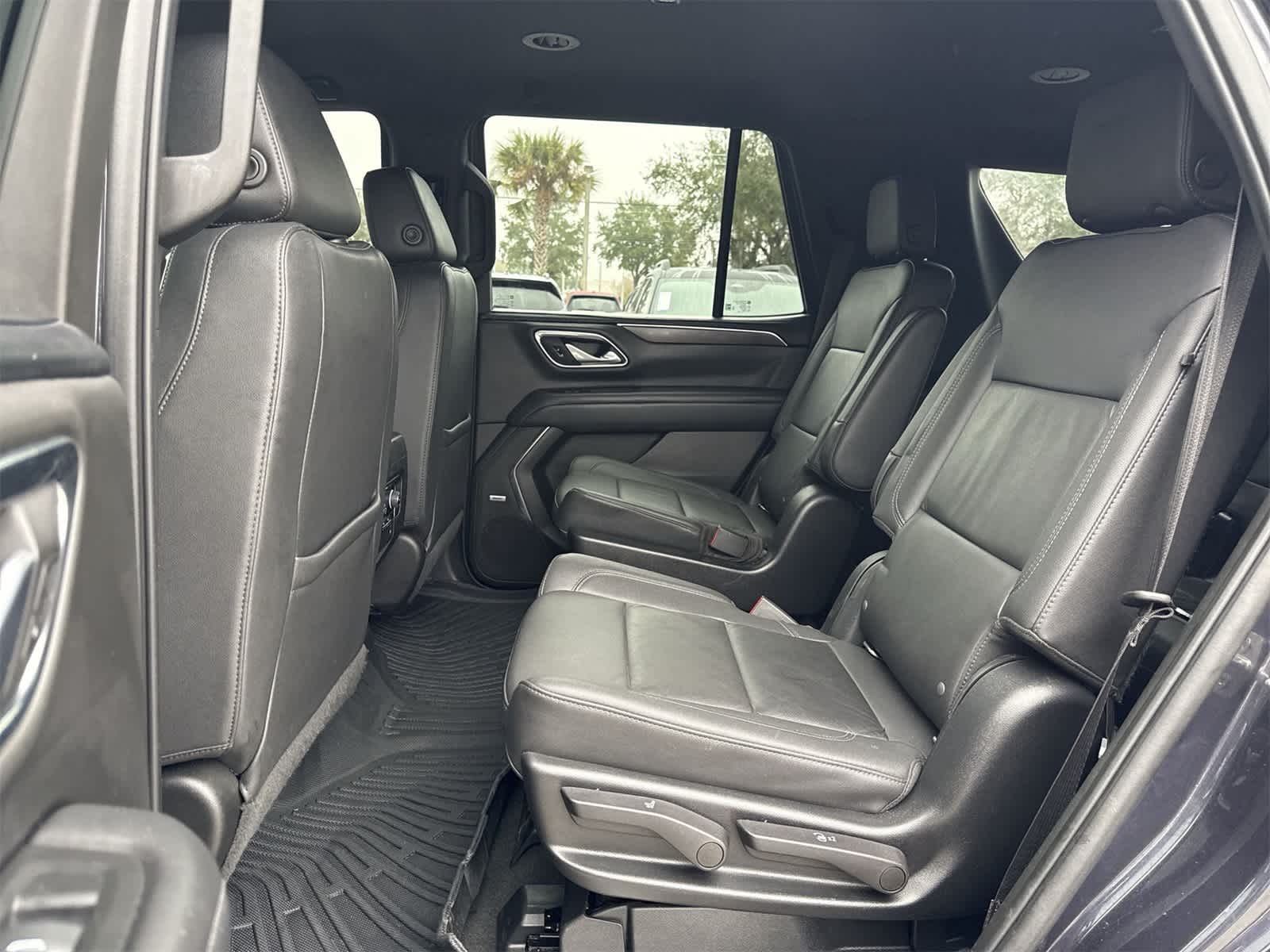 Thumbnail: 2022 Chevrolet Tahoe - 15