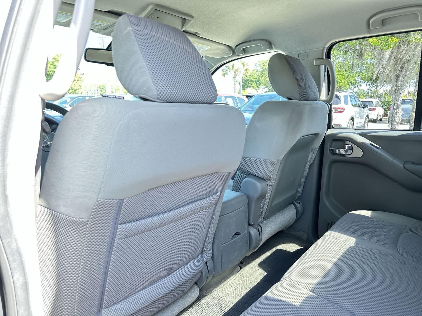 Thumbnail: 2011 Nissan Frontier - 14