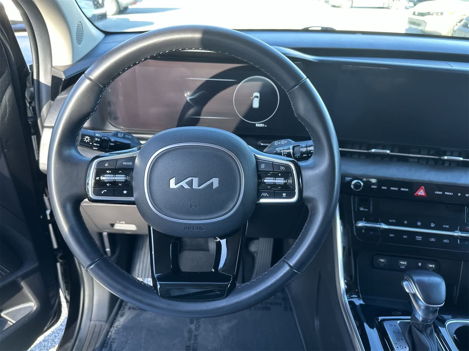 Thumbnail: 2024 Kia Carnival - 18