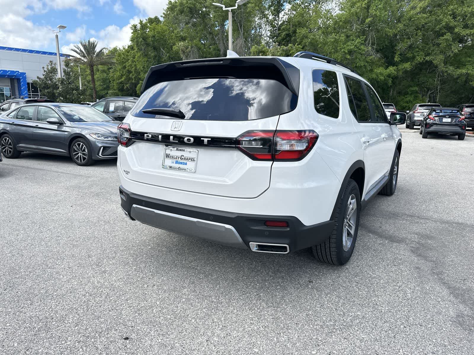 Thumbnail: 2026 Honda Pilot - 6