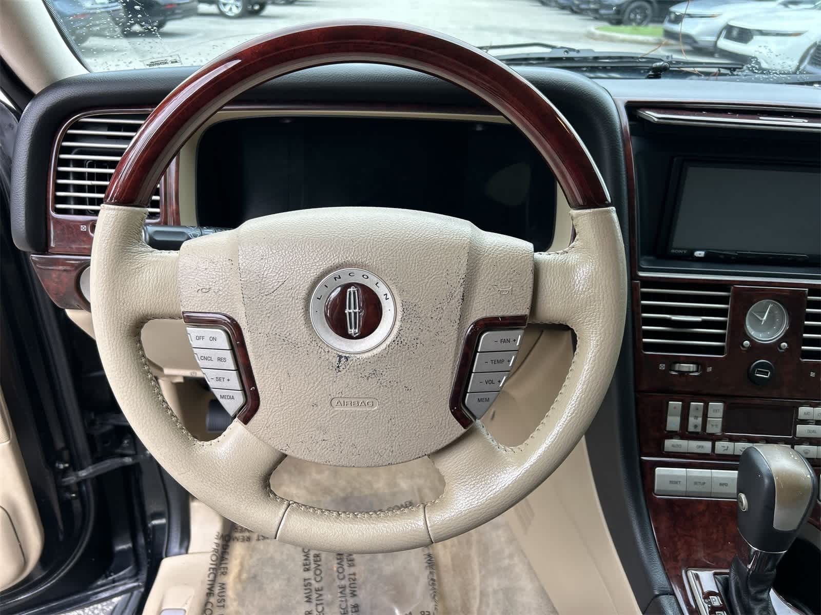 Thumbnail: 2005 Lincoln Aviator - 18