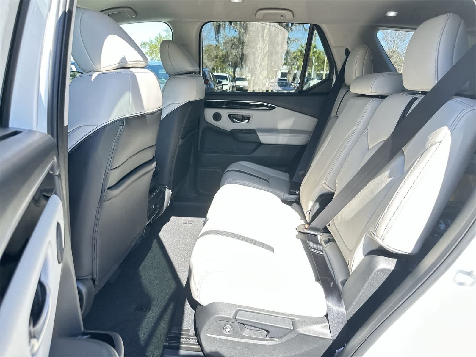 Thumbnail: 2026 Honda Pilot - 15