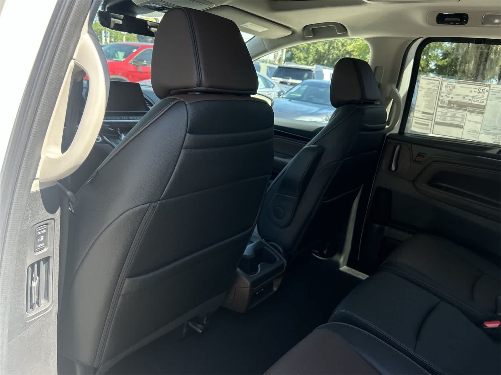 Thumbnail: 2026 Honda Odyssey - 14
