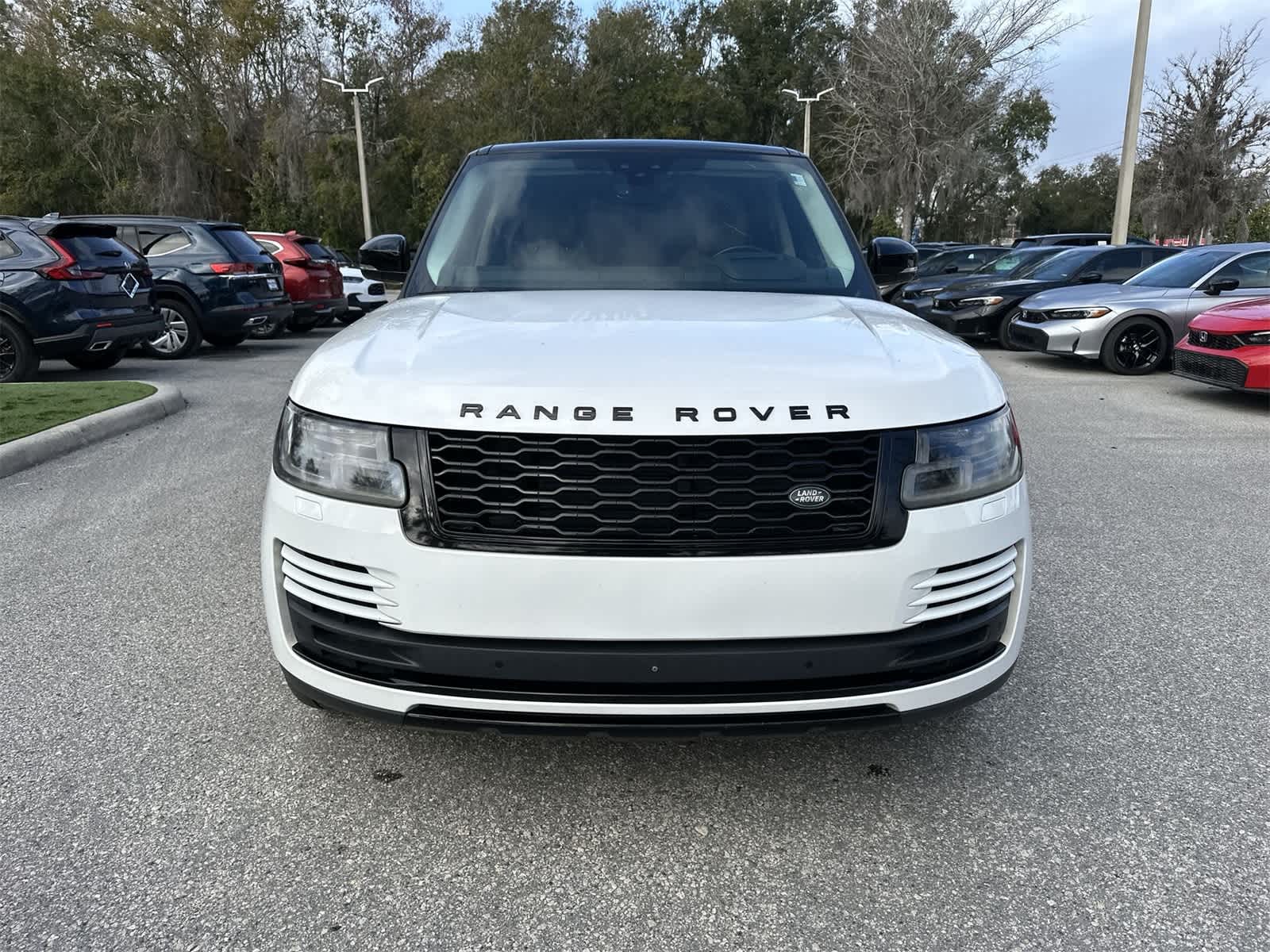 Thumbnail: 2018 Land Rover Range Rover - 9