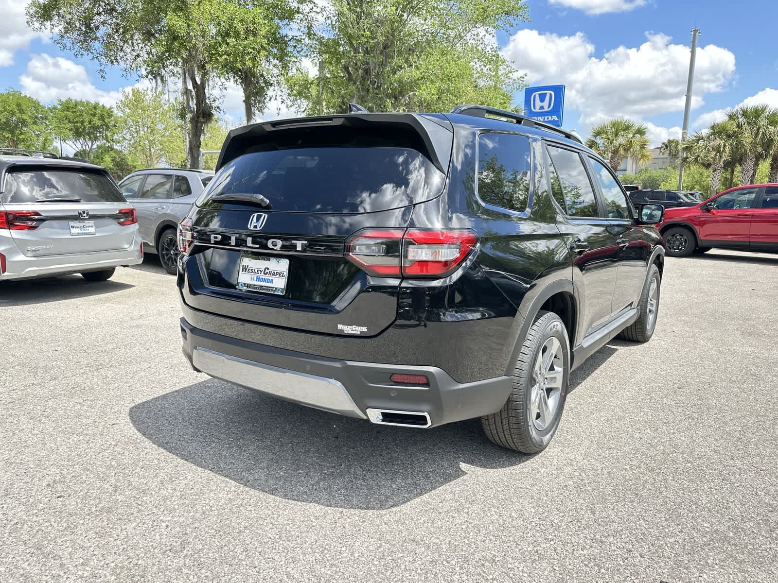 Thumbnail: 2026 Honda Pilot - 6