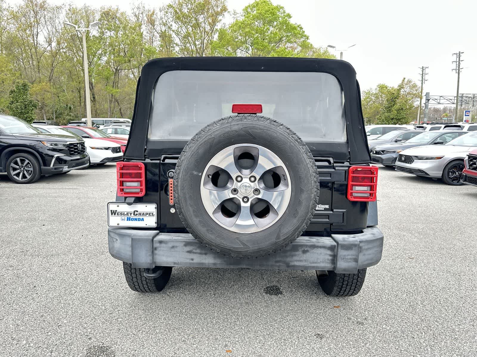 Thumbnail: 2016 Jeep Wrangler - 5