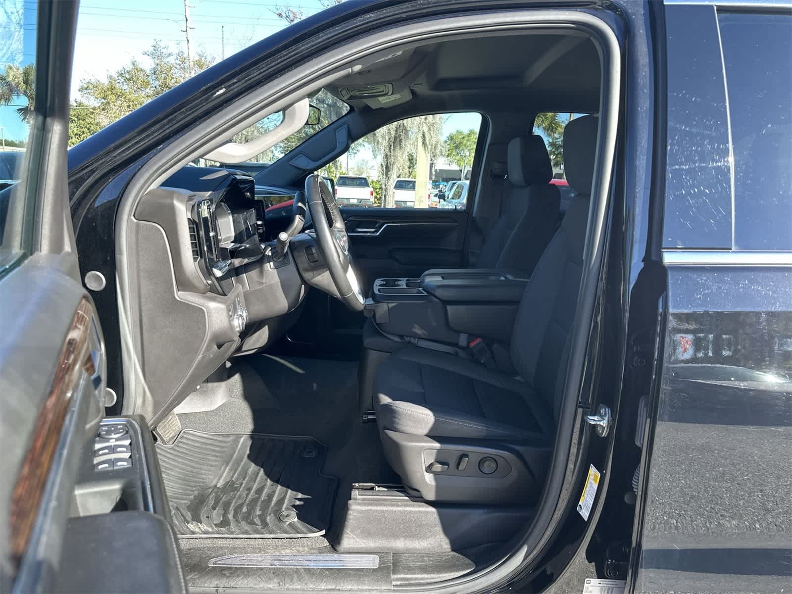 Thumbnail: 2024 GMC Sierra 1500 - 2