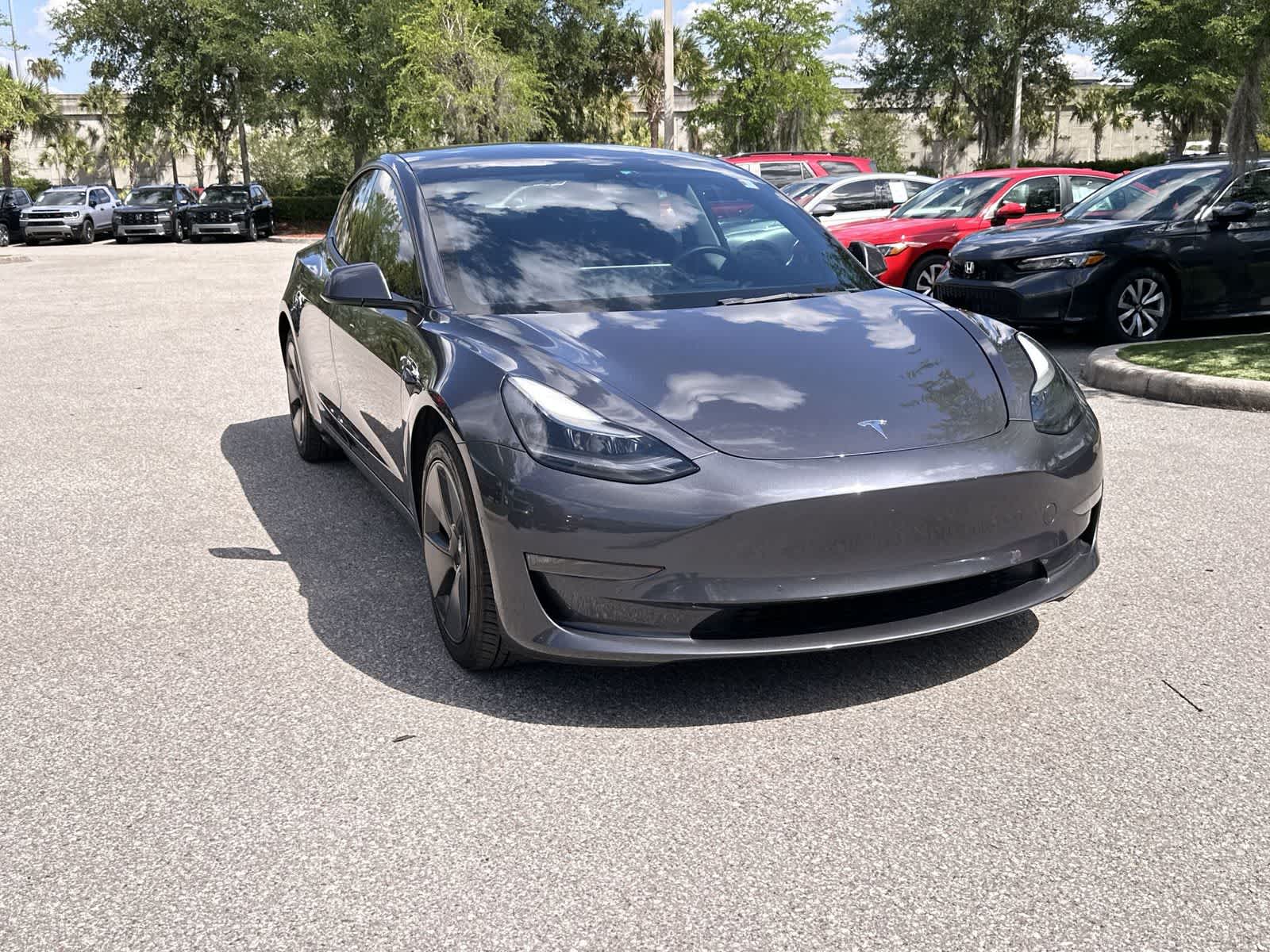 Thumbnail: 2022 Tesla Model 3 - 8