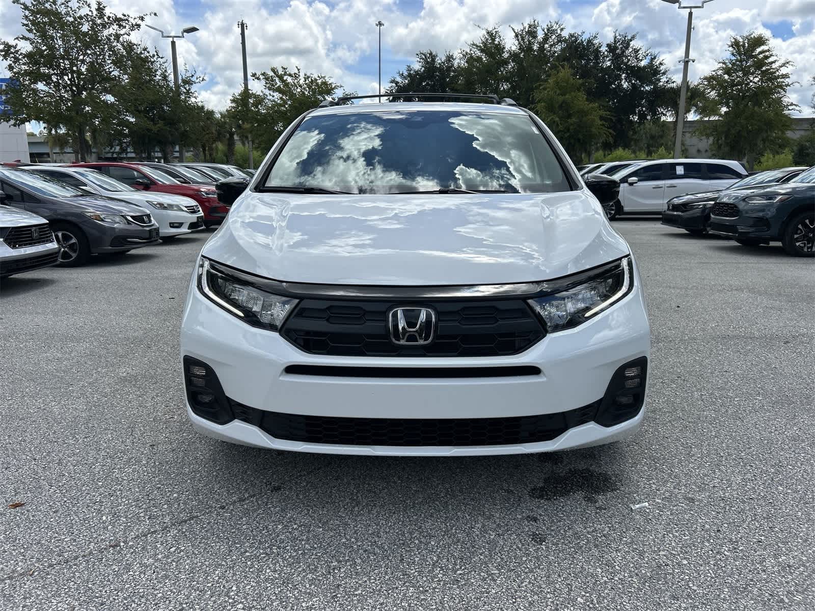 Thumbnail: 2026 Honda Odyssey - 9