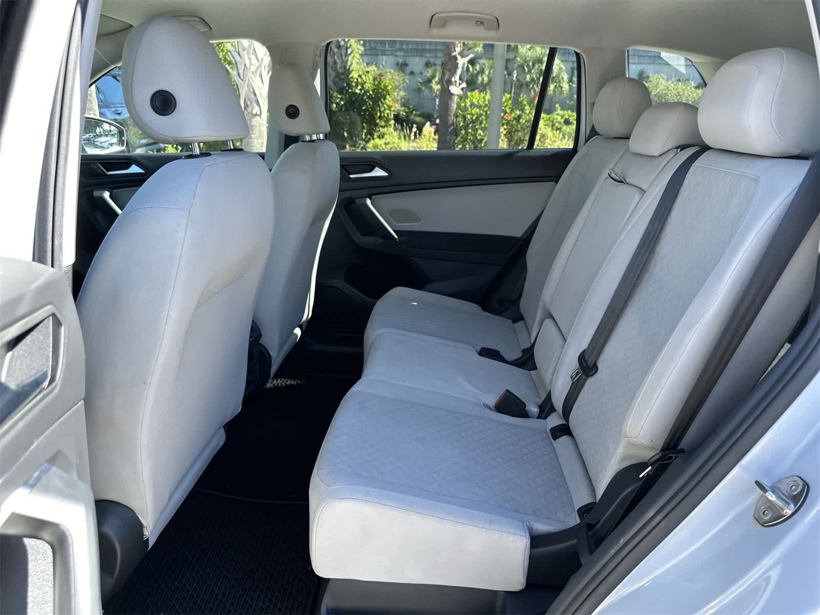 Thumbnail: 2019 Volkswagen Tiguan - 15