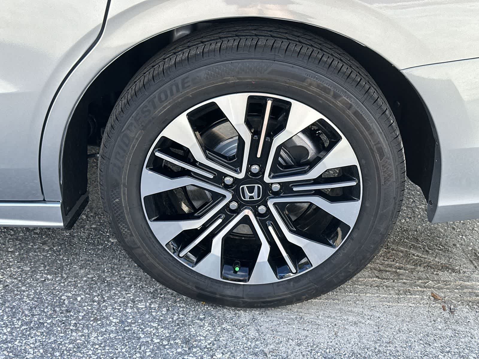 Thumbnail: 2026 Honda Odyssey - 12