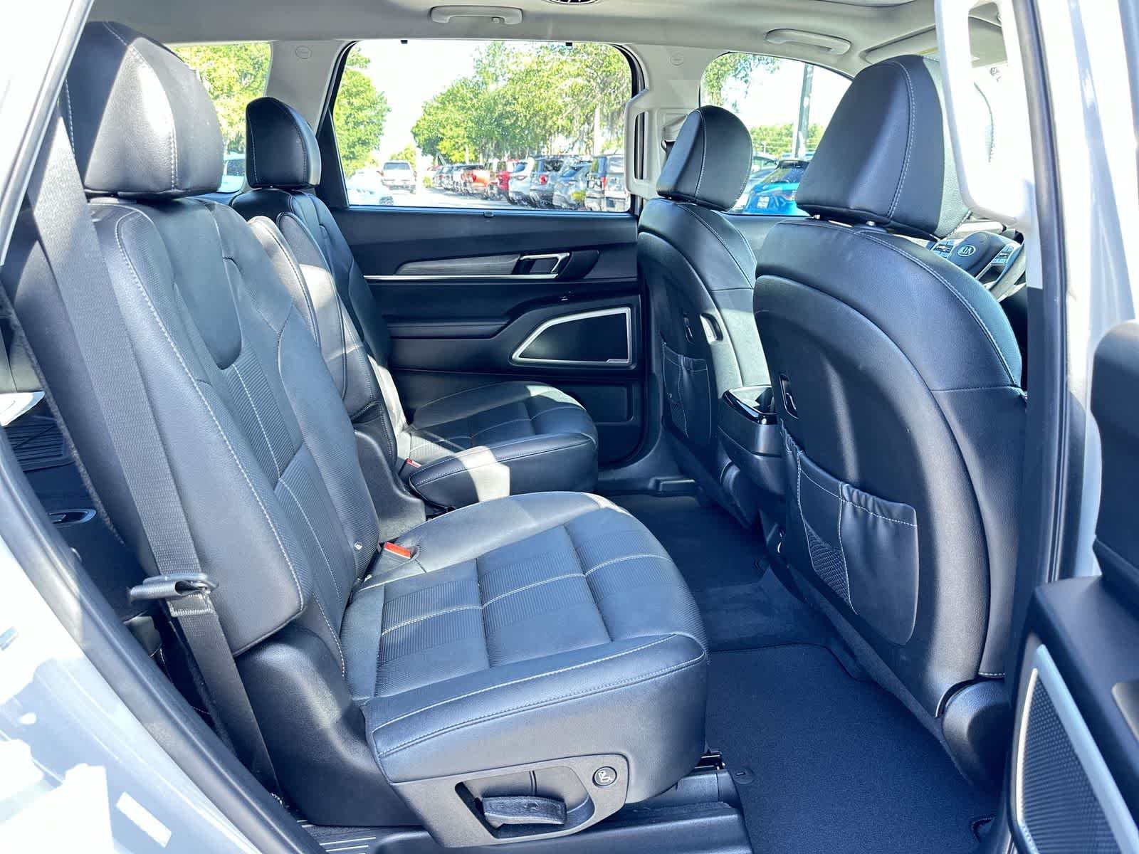Thumbnail: 2021 Kia Telluride - 16