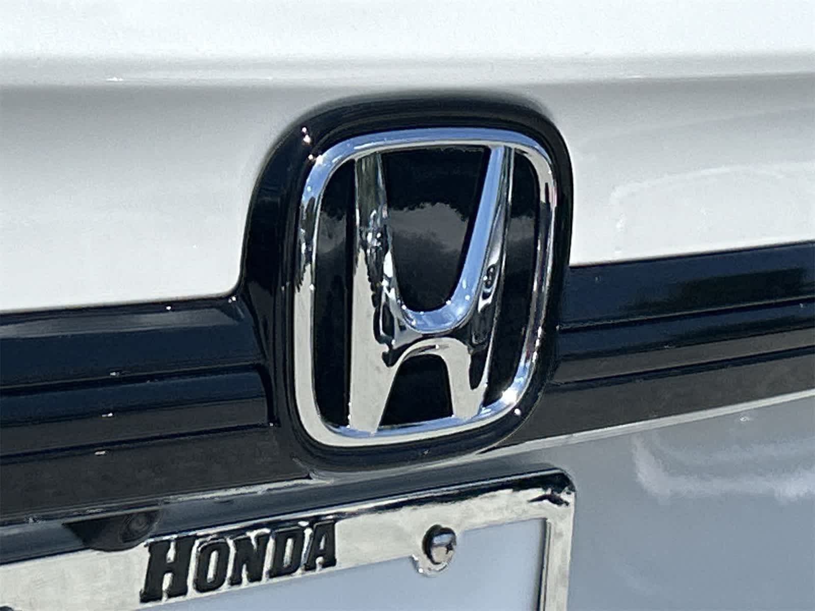Thumbnail: 2026 Honda Odyssey - 10