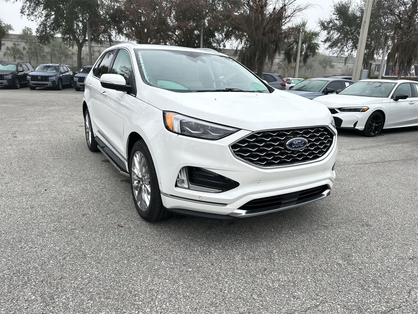 Thumbnail: 2022 Ford Edge - 7