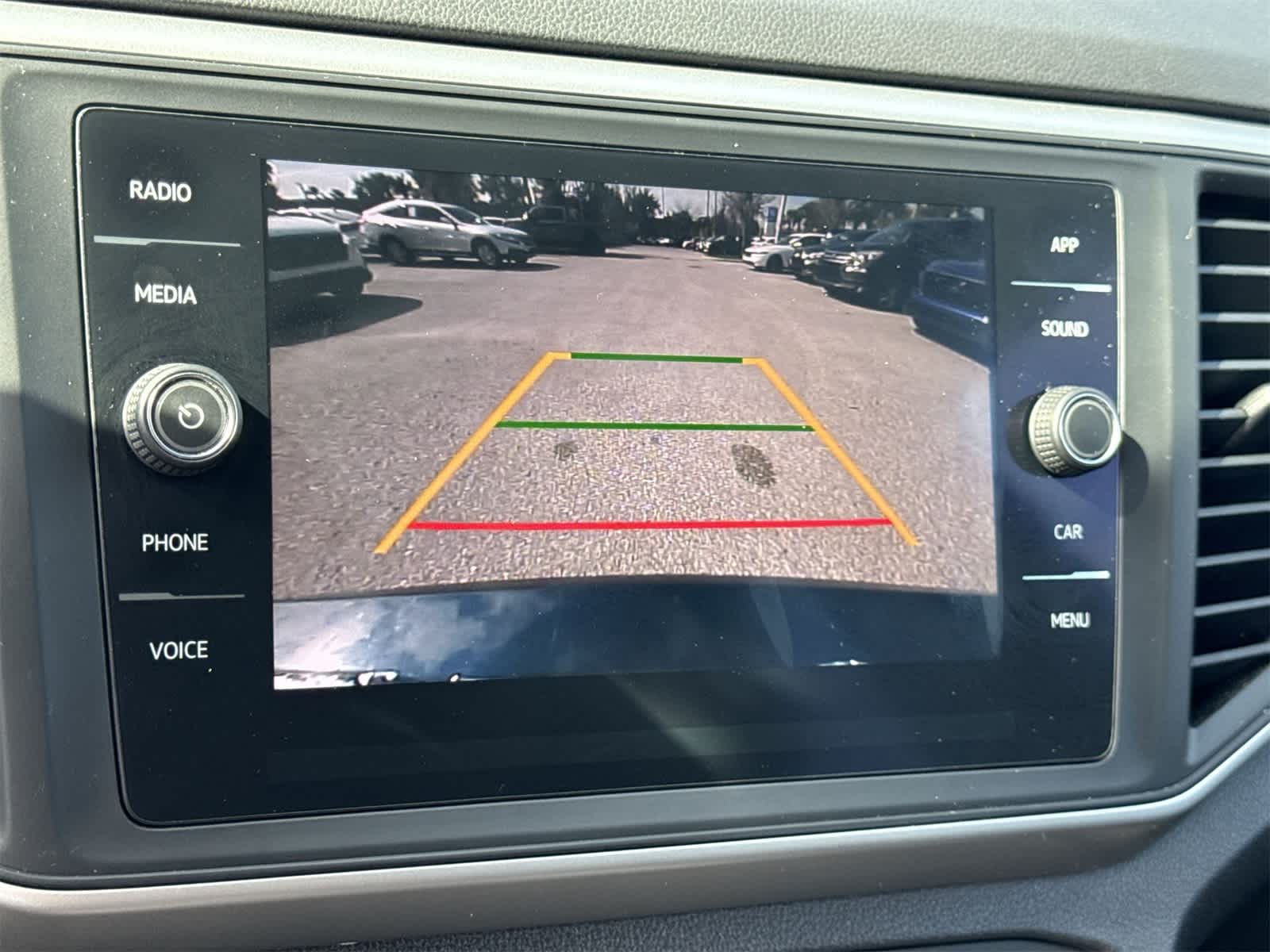 Thumbnail: 2021 Volkswagen Atlas - 20