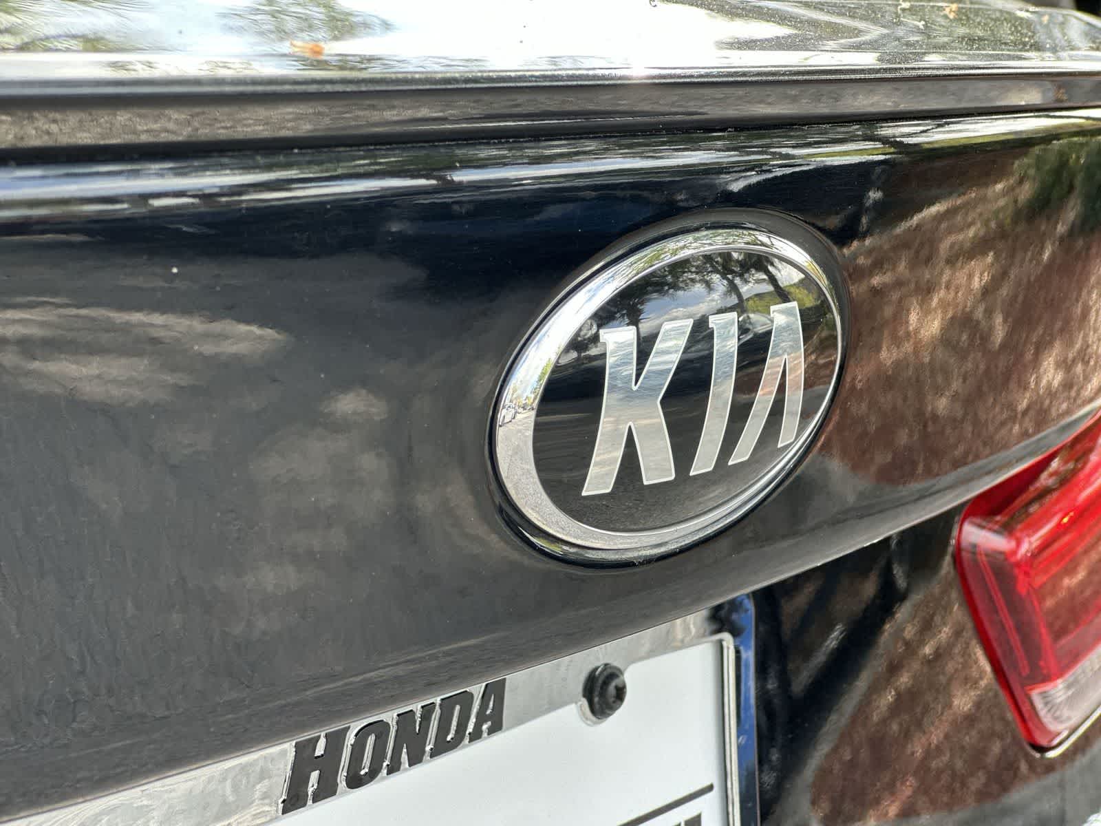 Thumbnail: 2019 Kia Optima - 10