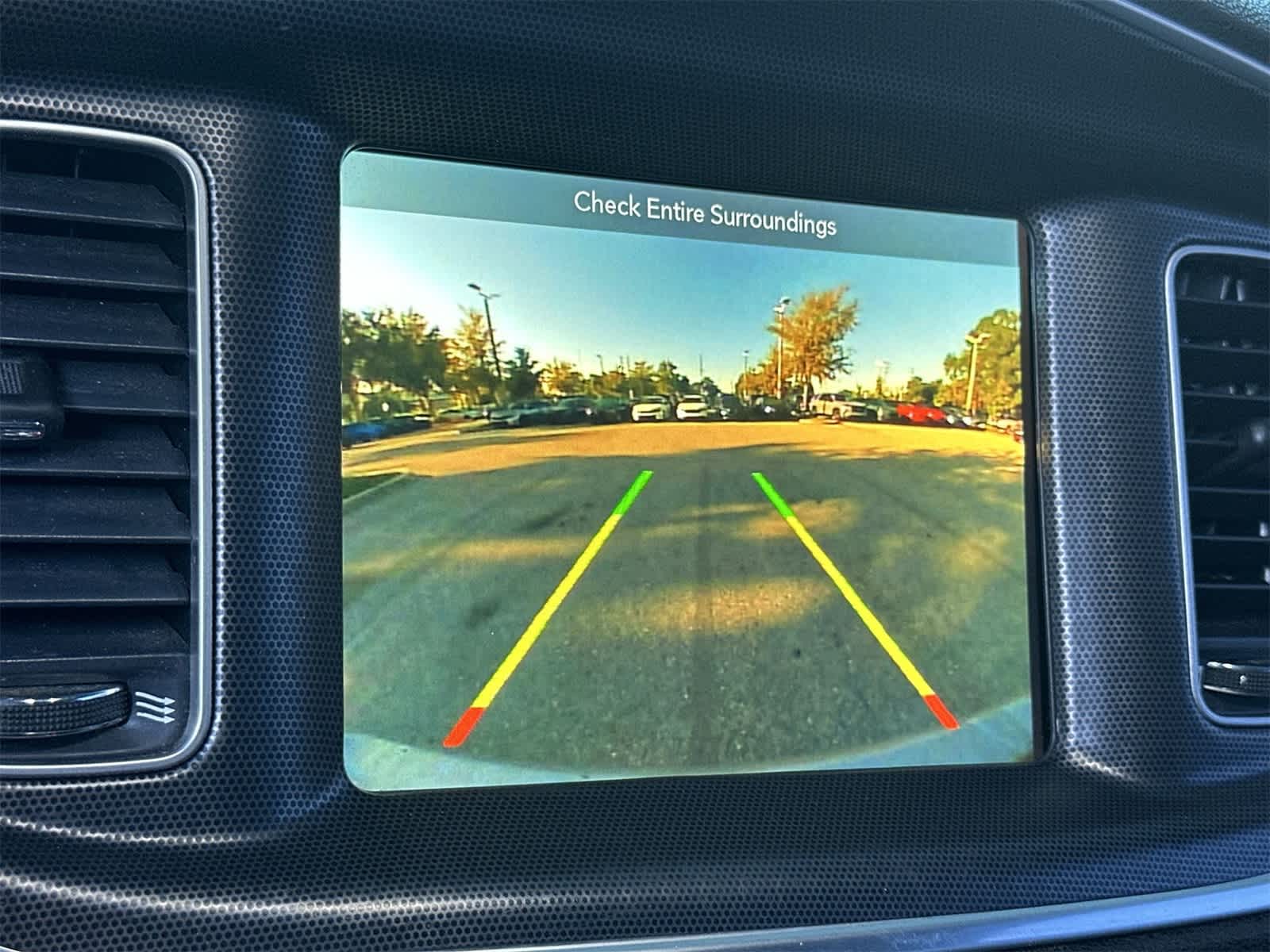 Thumbnail: 2018 Dodge Charger - 19