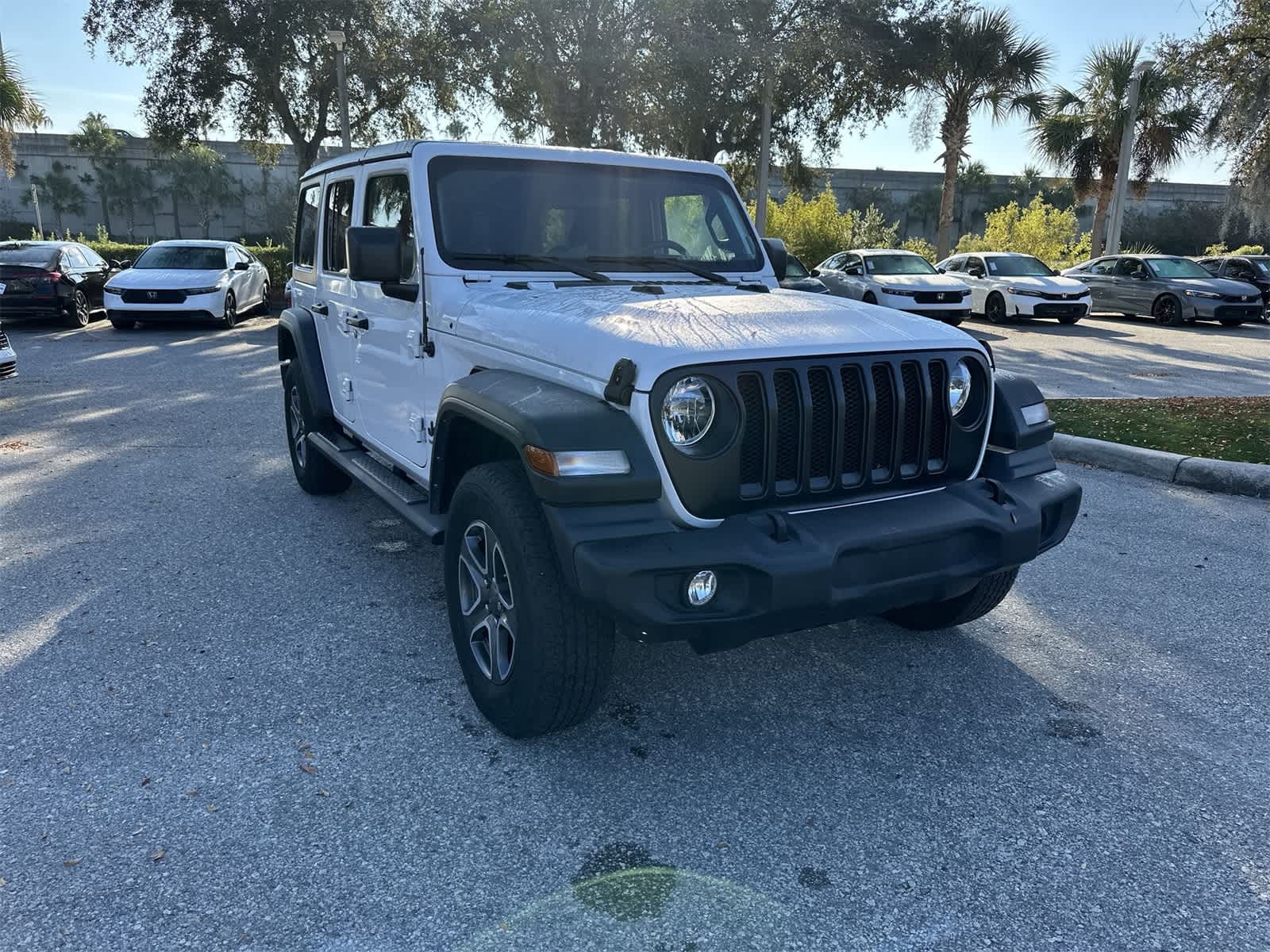 Thumbnail: 2022 Jeep Wrangler - 8