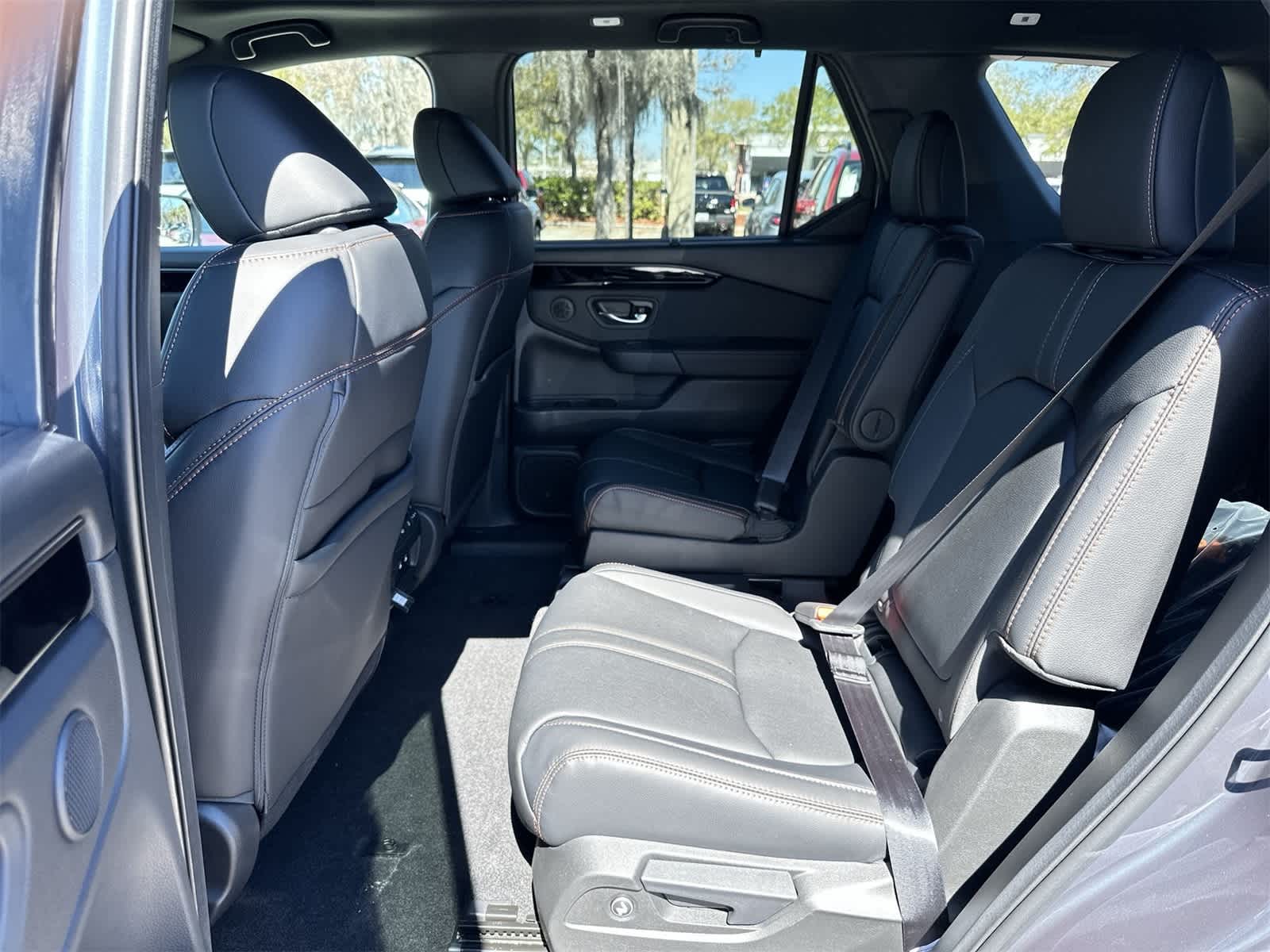 Thumbnail: 2026 Honda Pilot - 15