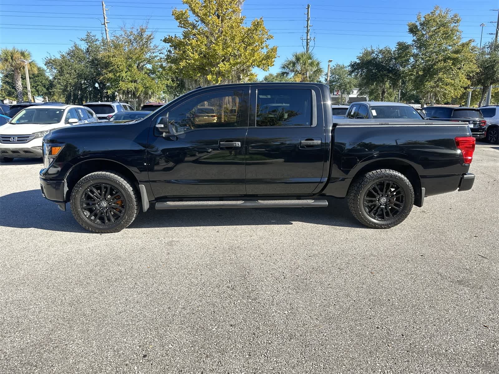 Thumbnail: 2018 Nissan Titan - 3