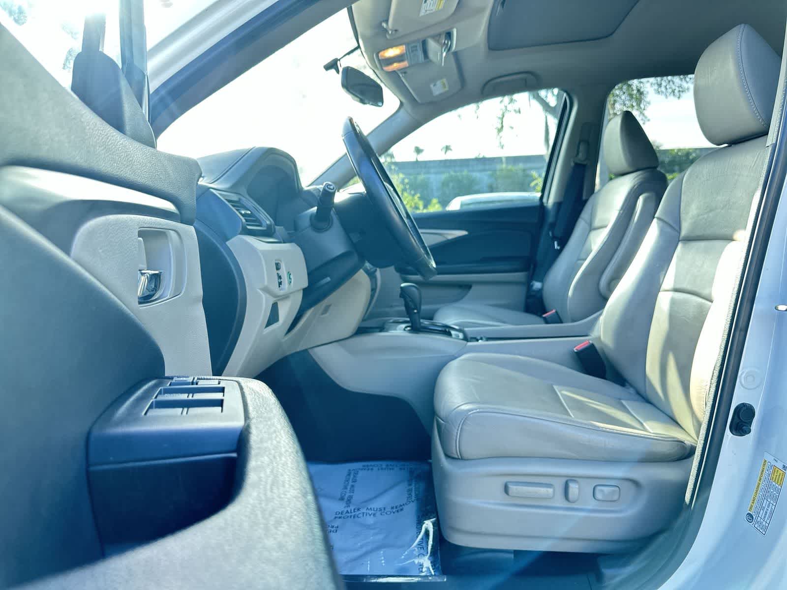 Thumbnail: 2018 Honda Pilot - 13