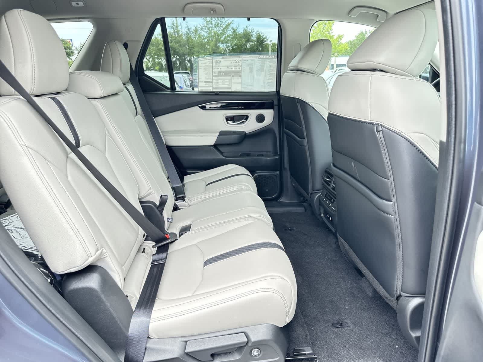 Thumbnail: 2026 Honda Pilot - 16