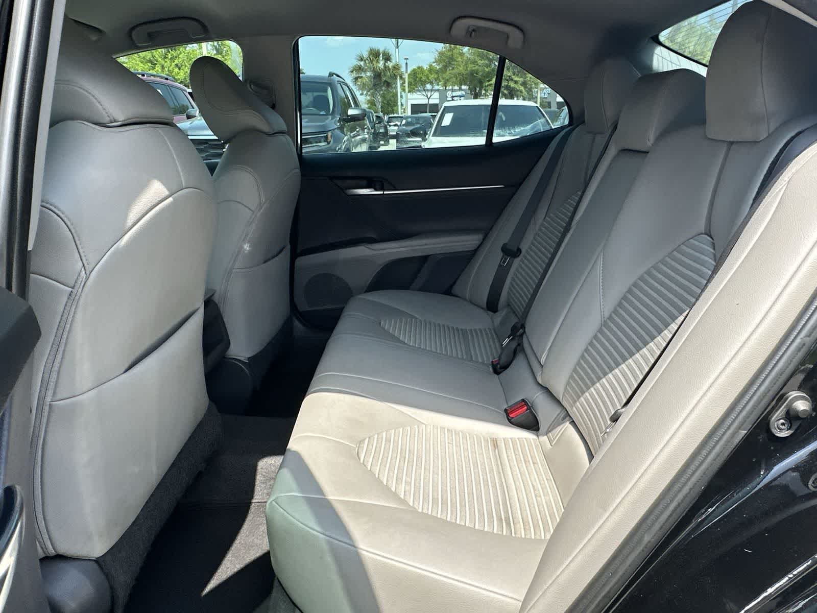 Thumbnail: 2019 Toyota Camry - 15