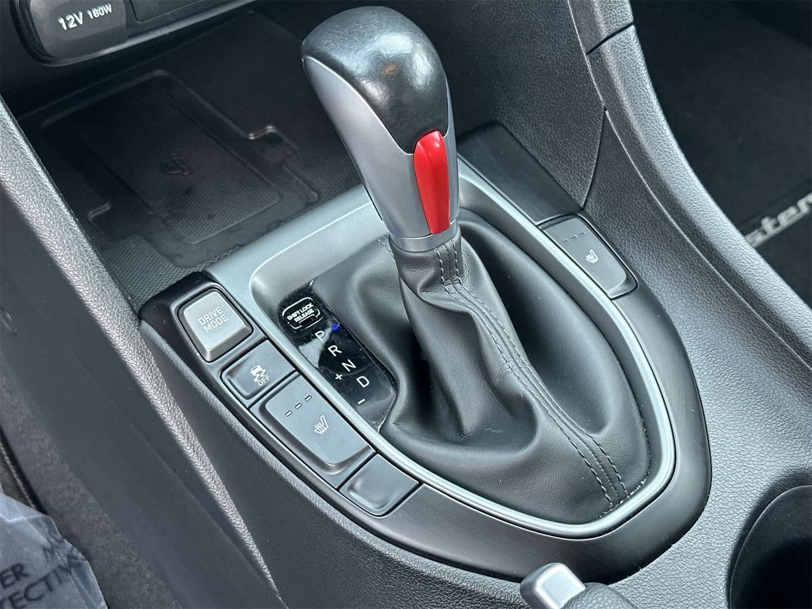 Thumbnail: 2020 Hyundai Veloster - 21