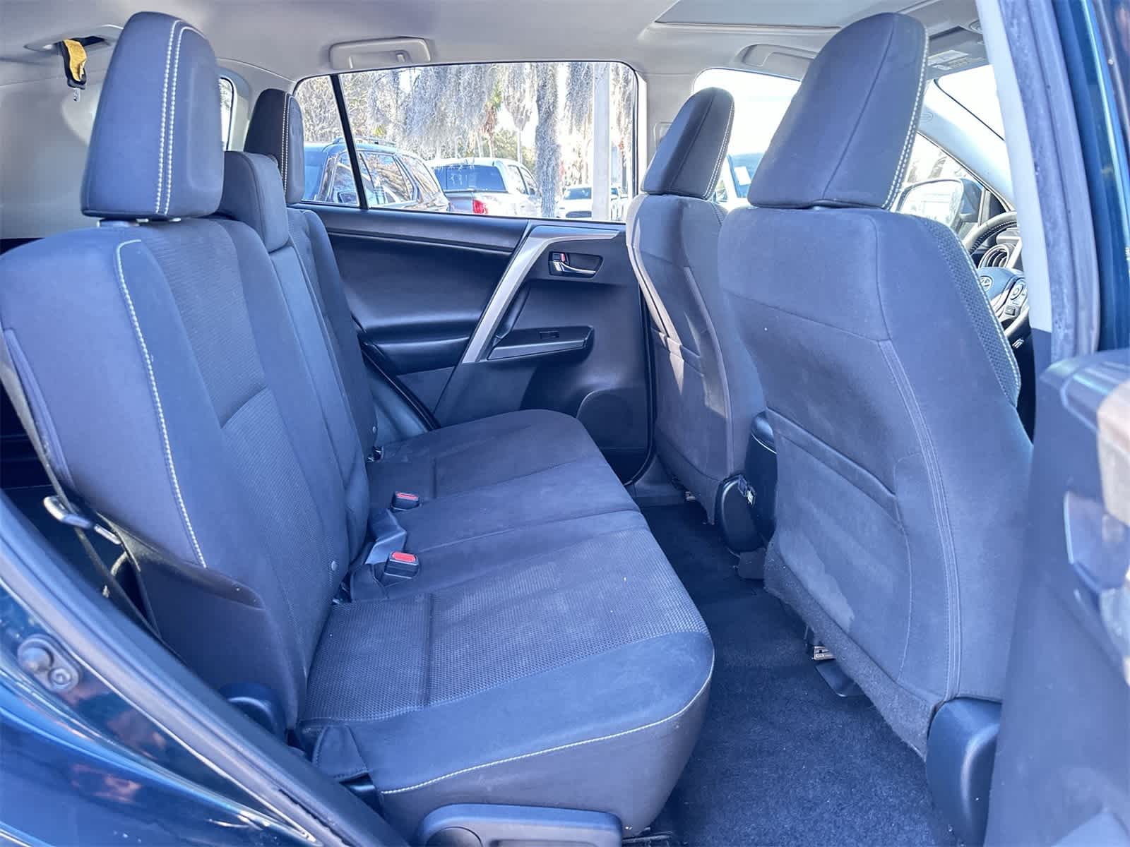 Thumbnail: 2018 Toyota RAV4 - 19