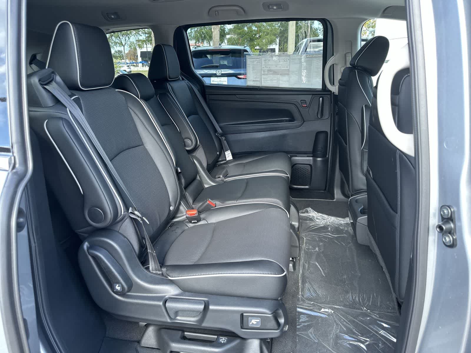 Thumbnail: 2026 Honda Odyssey - 16