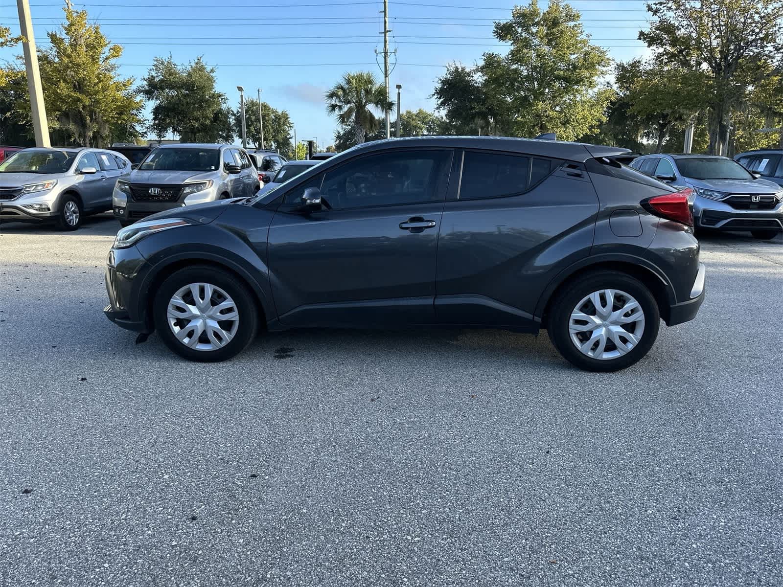 Thumbnail: 2021 Toyota C-HR - 3