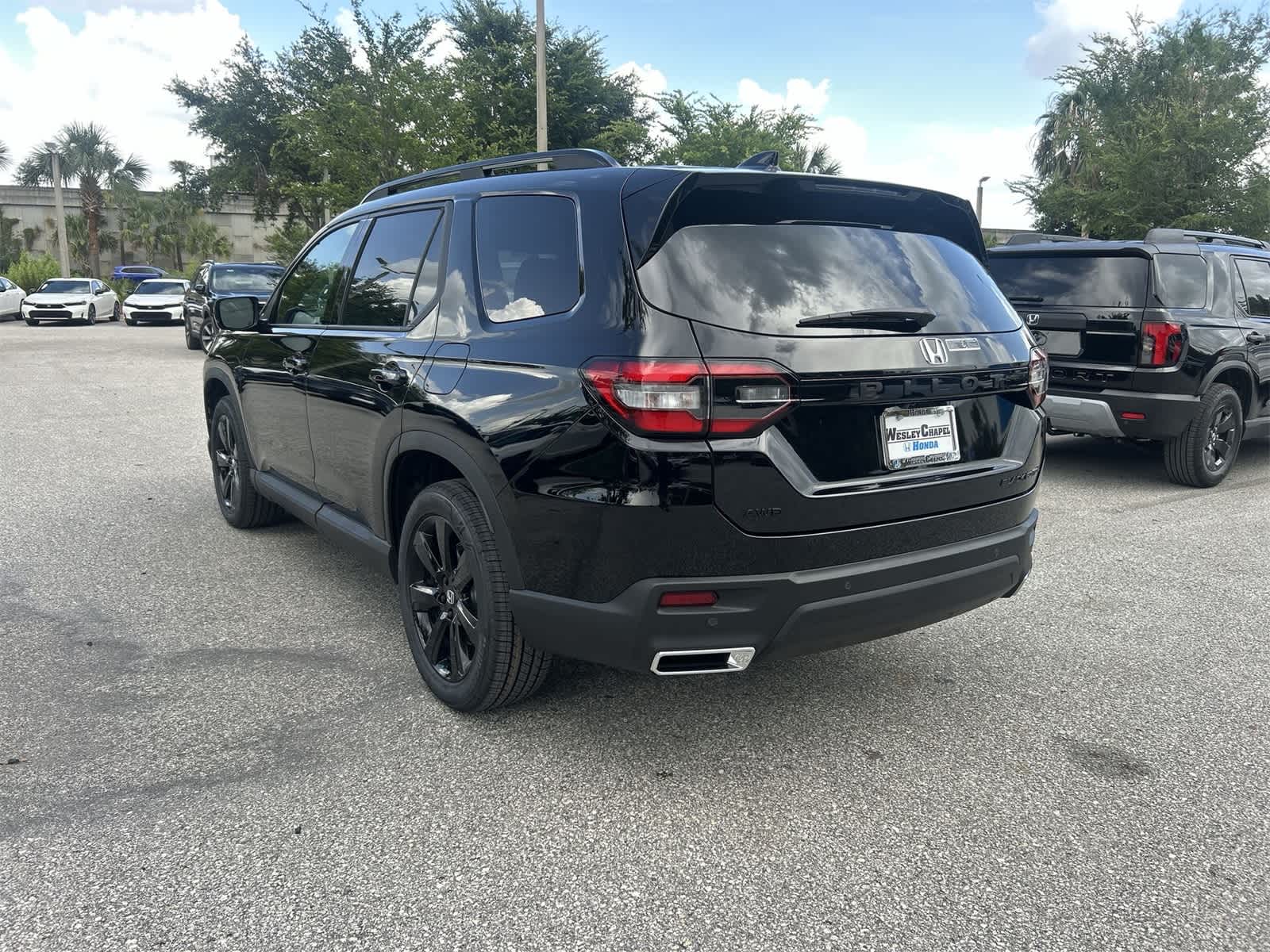 2025 Honda Pilot Black Edition 4