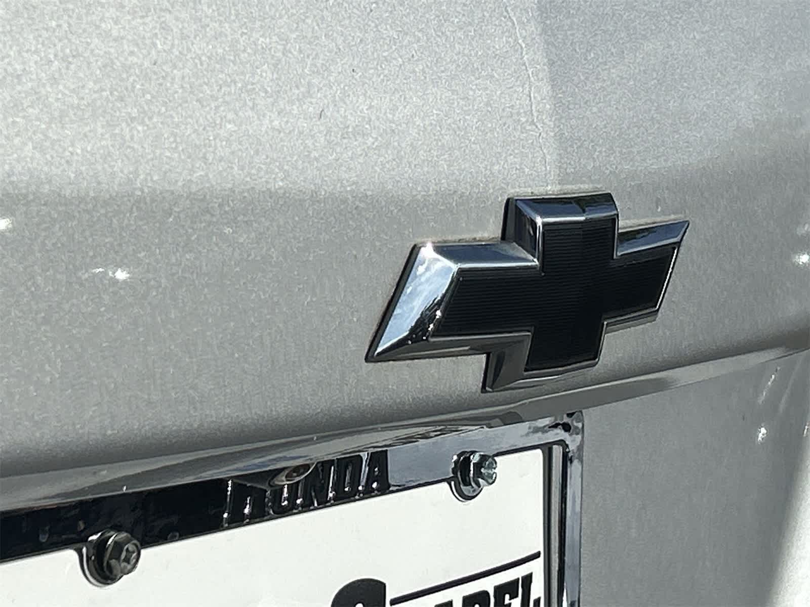 Thumbnail: 2019 Chevrolet Equinox - 10