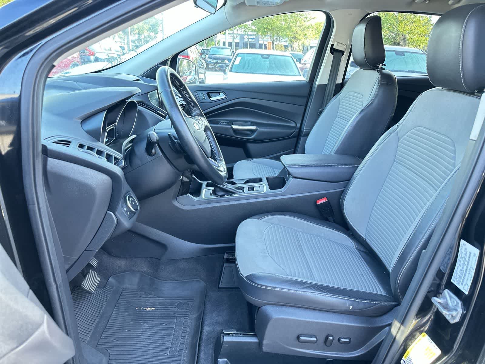 Thumbnail: 2018 Ford Escape - 13