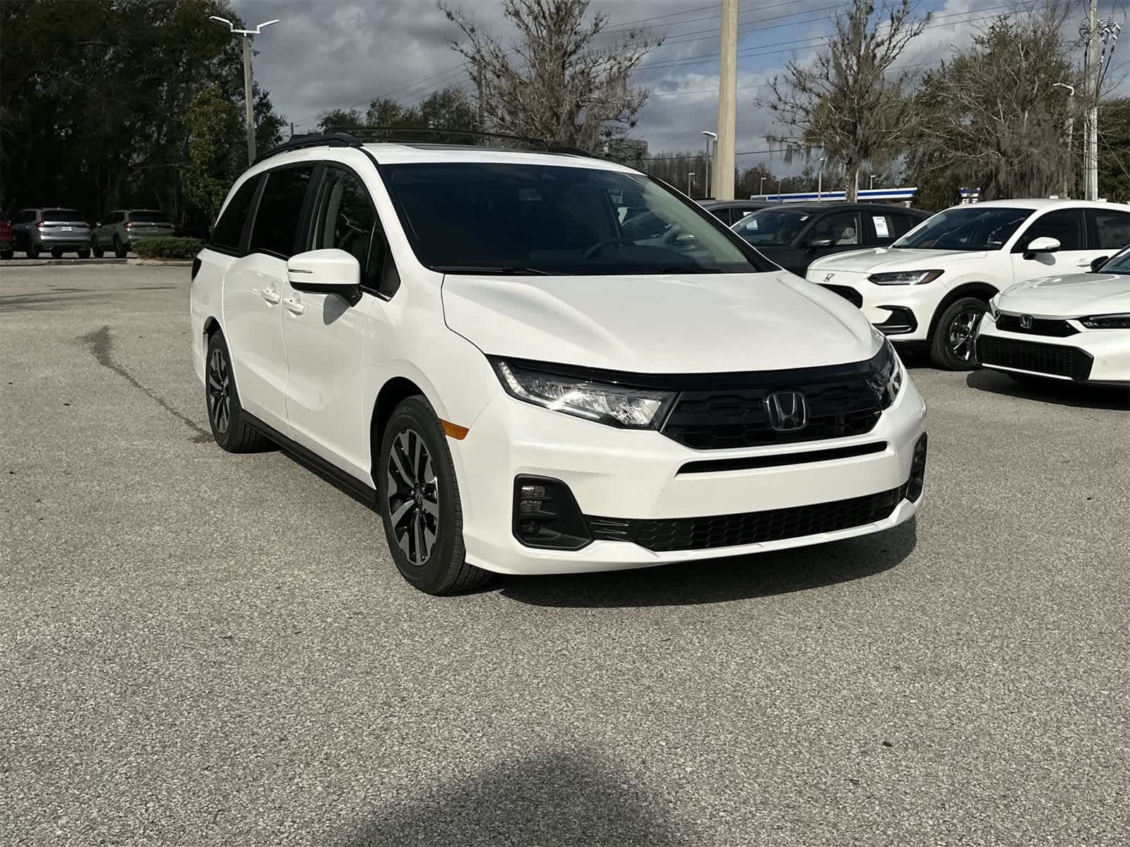 Thumbnail: 2026 Honda Odyssey - 8