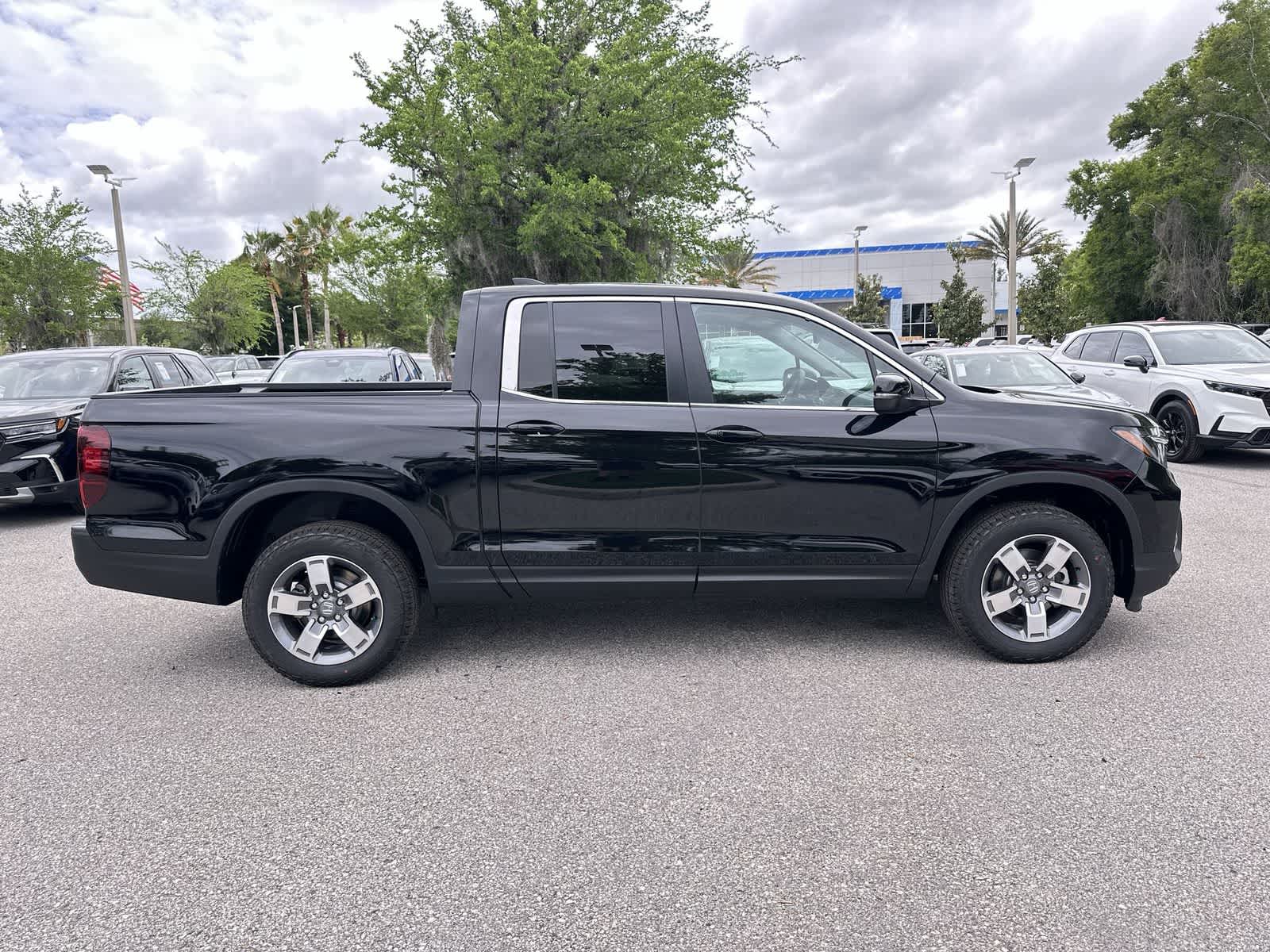Thumbnail: 2026 Honda Ridgeline - 6