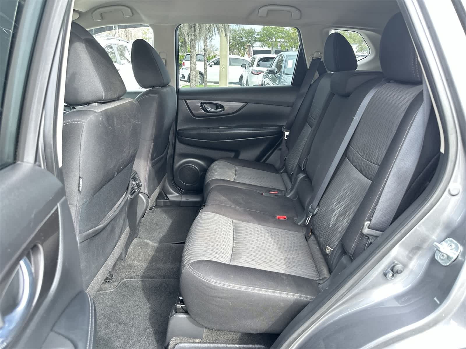 Thumbnail: 2019 Nissan Rogue - 15