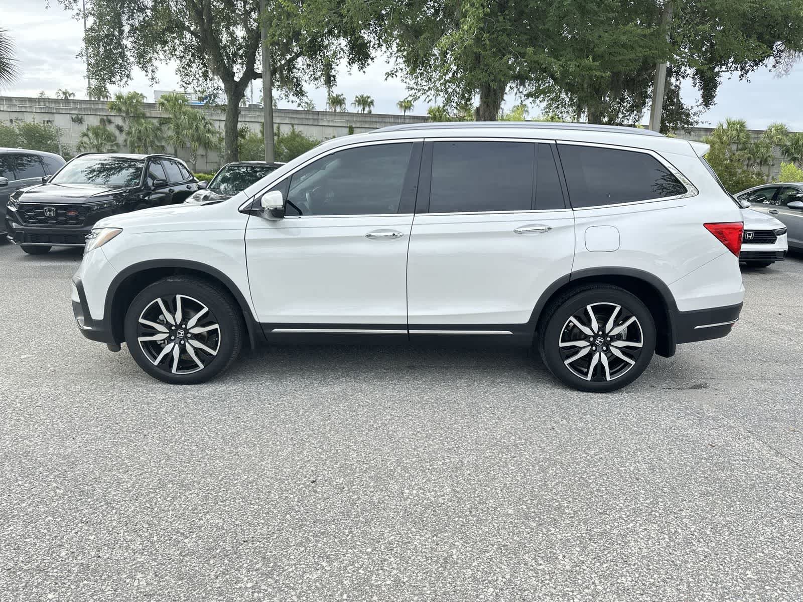 Thumbnail: 2022 Honda Pilot - 3